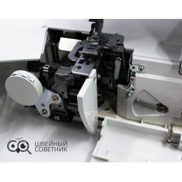 Коверлок Aurora 5000D