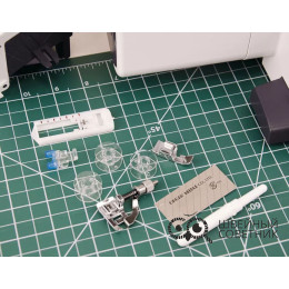 Швейная машина Bernette B33