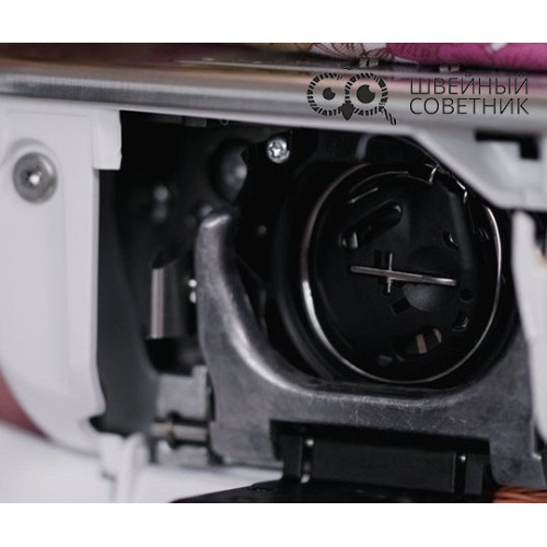 Швейная машина Bernina B 590 с вышивальным модулем EMB mod в Минске