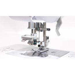 Швейно-вышивальная машина Brother Innov-is M370