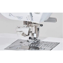 Швейно-вышивальная машина Brother Innov-is NV2700
