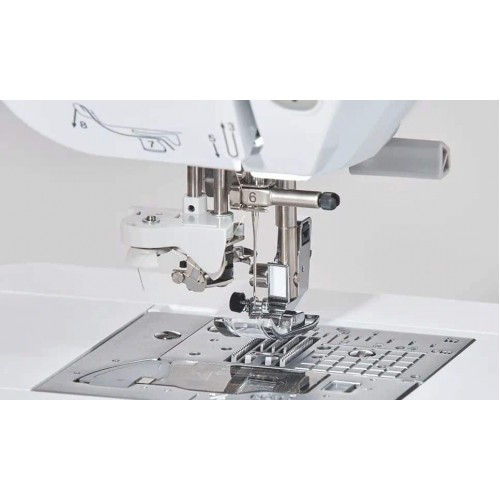 Швейно-вышивальная машина Brother Innov-is NV2700 в Минске