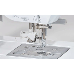 Вышивальная машина Brother NV 880Е