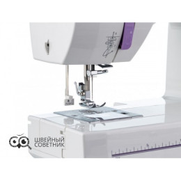 Швейная машина Chayka Чайка 235A