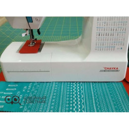 Швейная машина Chayka New Wave 4270