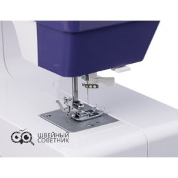 Швейная машина Chayka SewLux 300