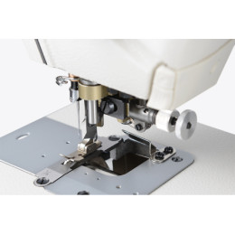 Прямострочная промышленная швейная машина JACK JK-5558G-W-22