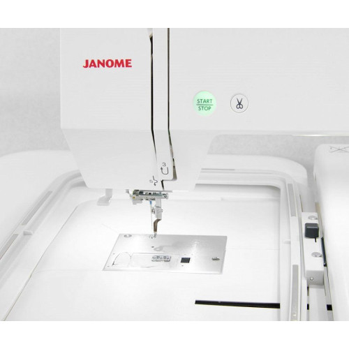 Вышивальная машина Janome Memory Craft 500E в Минске