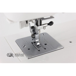 Швейная машина Janome XV-7