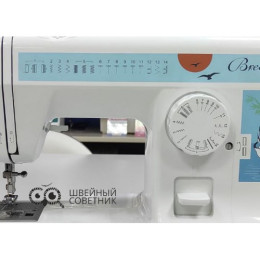 Швейная машина Leader Breeze
