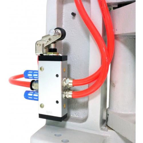 Пресс для установки фурнитуры Sentex ST-Q3 в Минске