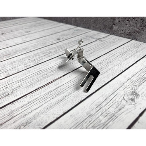 Направитель шва для оверлока Janome 202-038-009 в Минске