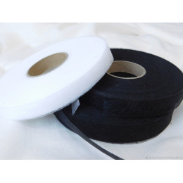 Клеевая паутинка 20 мм. черная, белая